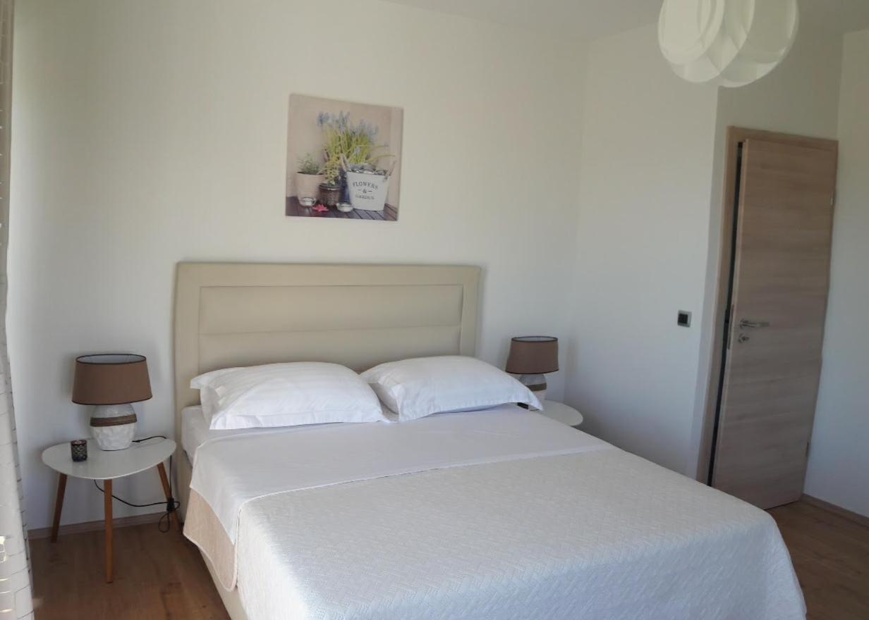 Apartments Emanuela Sukošan Rom bilde